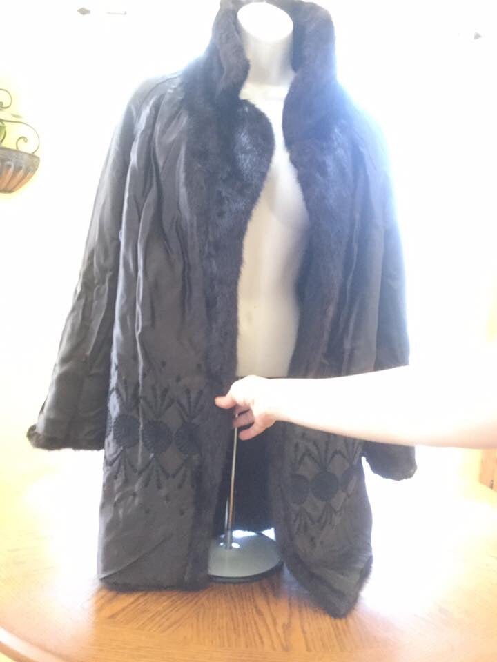 Women’s (I believe mink) real fur coat