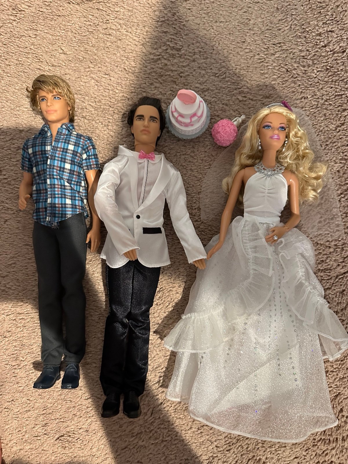Wedding Barbie 2010 complete doll