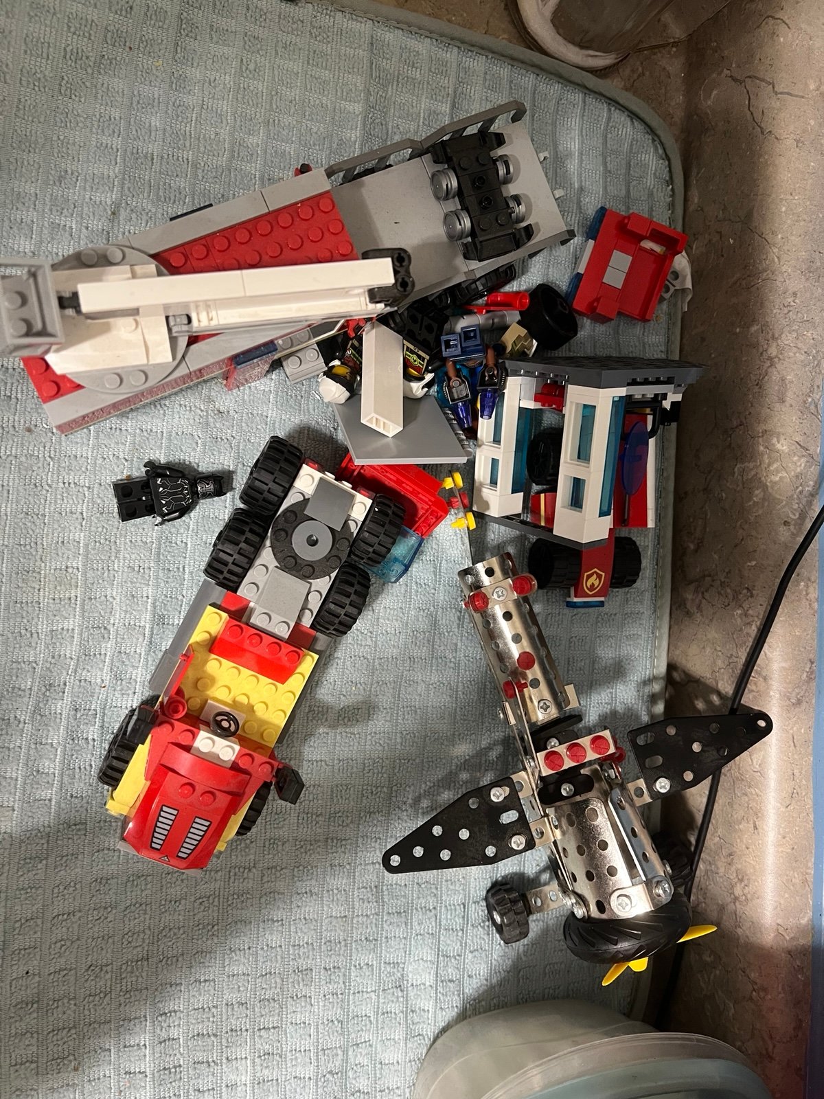 LEGOS