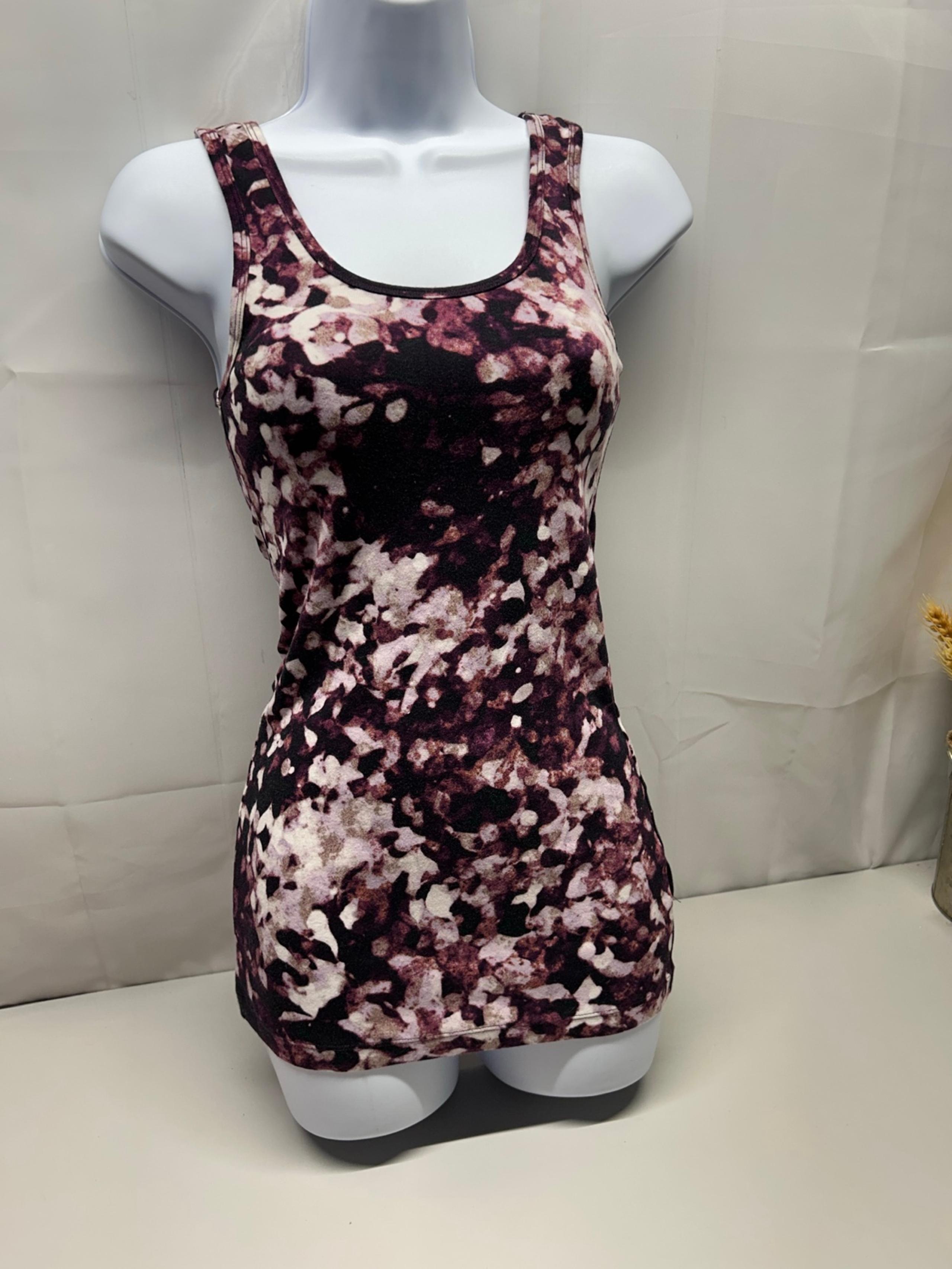 Women’s small Mossimo tank top EUC