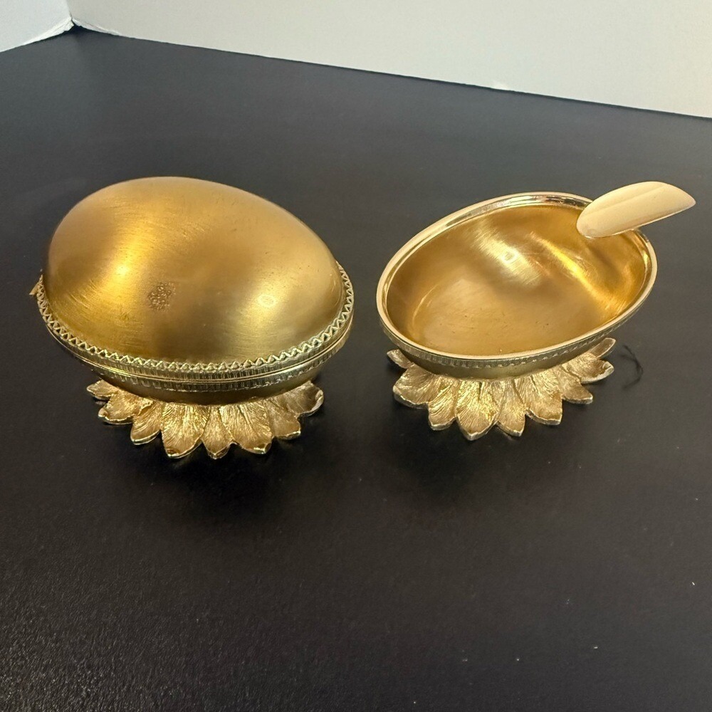 VTG Brass Evan's egg Shaped Table Lighter & RARE Table Ashtray made USA