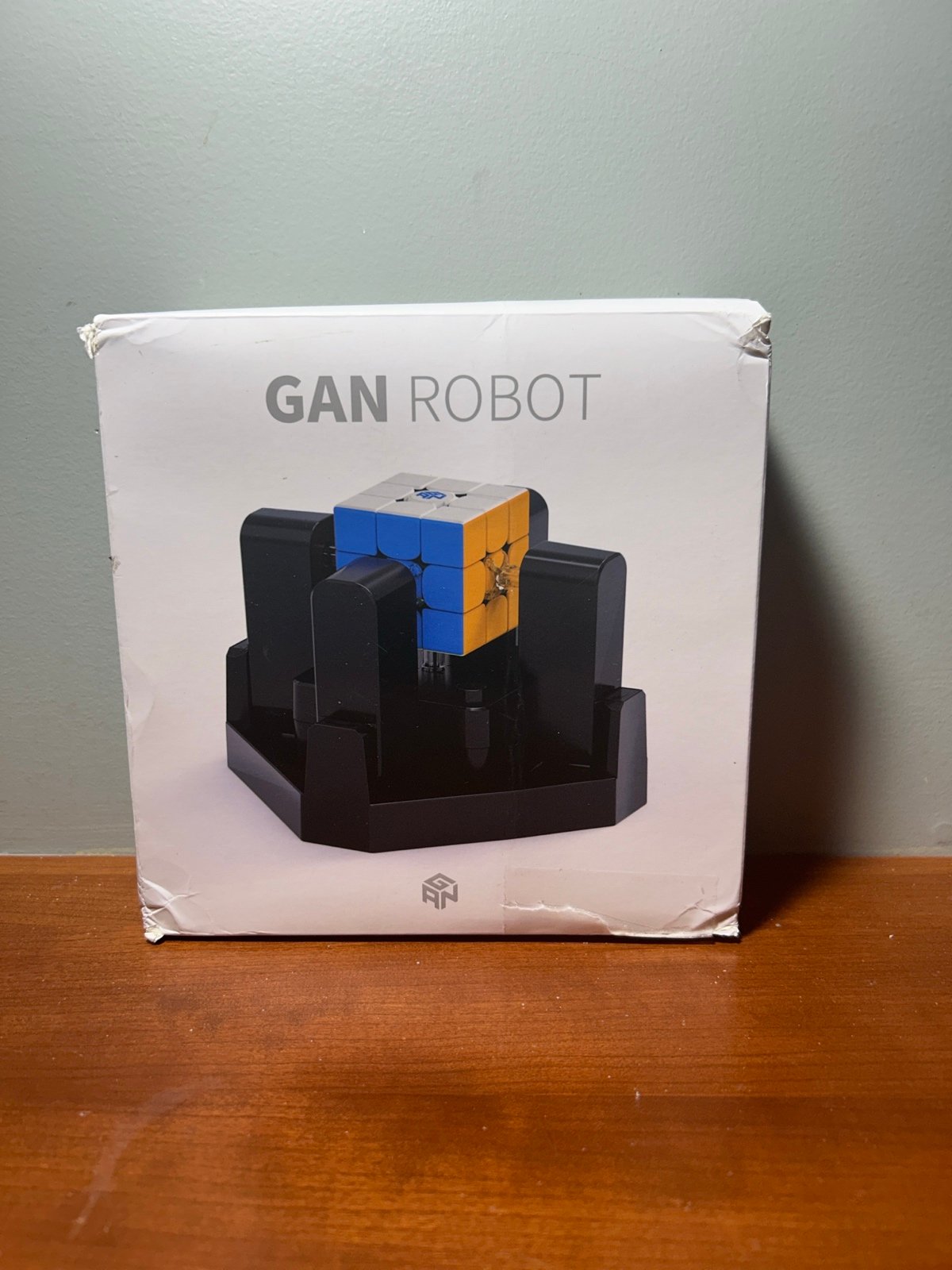 GAN ROBOT