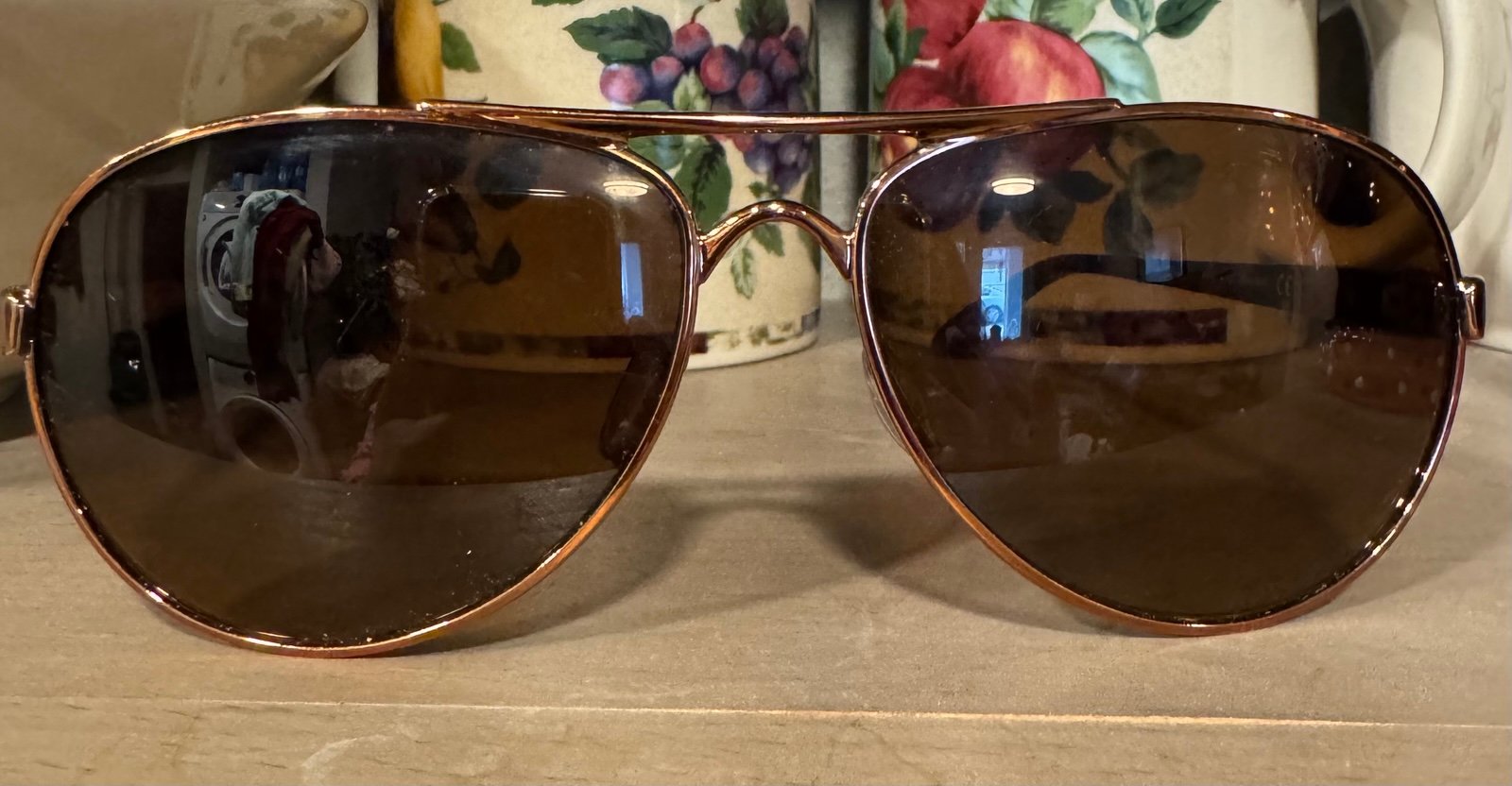 Oakley Polarized Women’s Sunglasses w/case and pouch