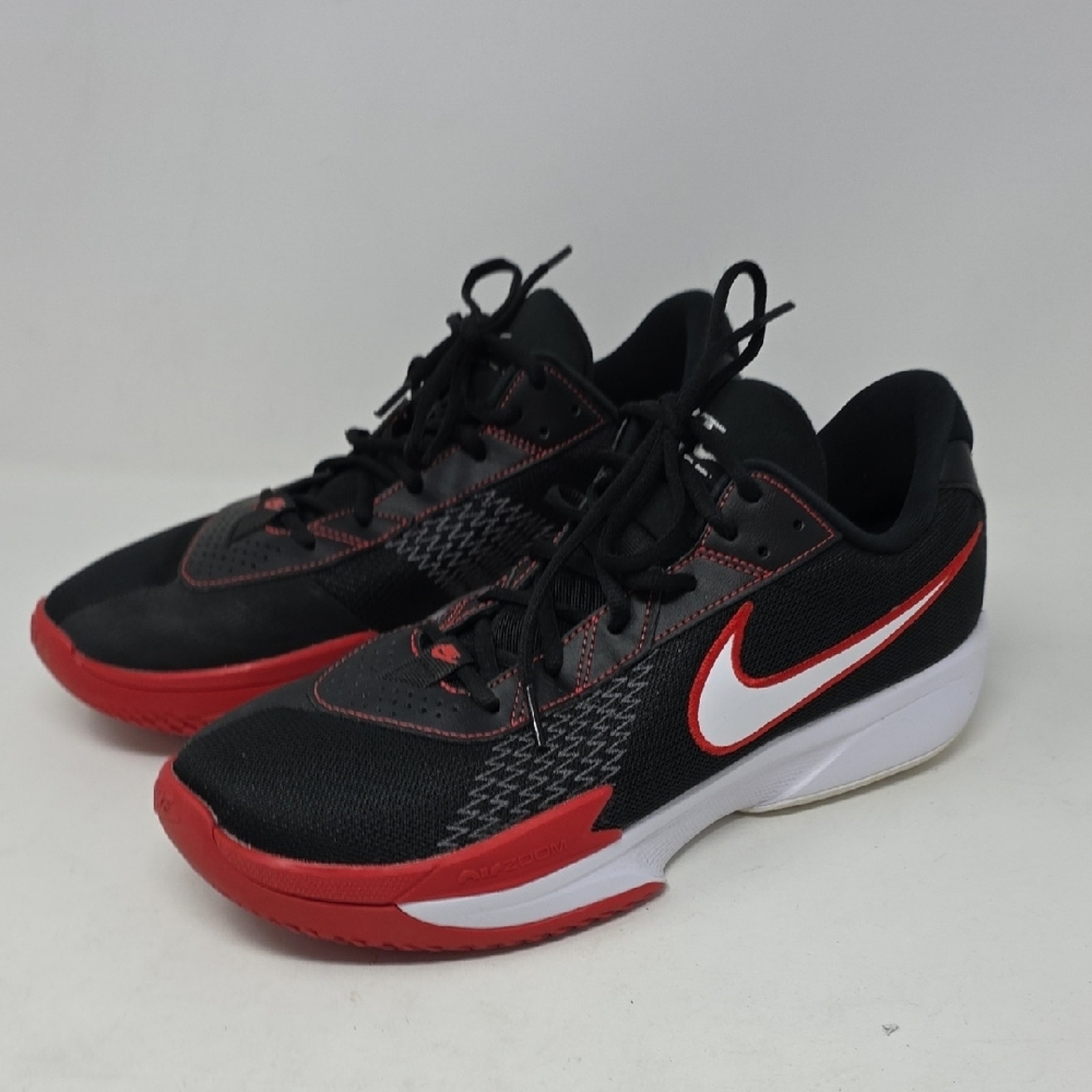 Nike GT Academy Black and Red Athletic Shoes Men's Size 11.5