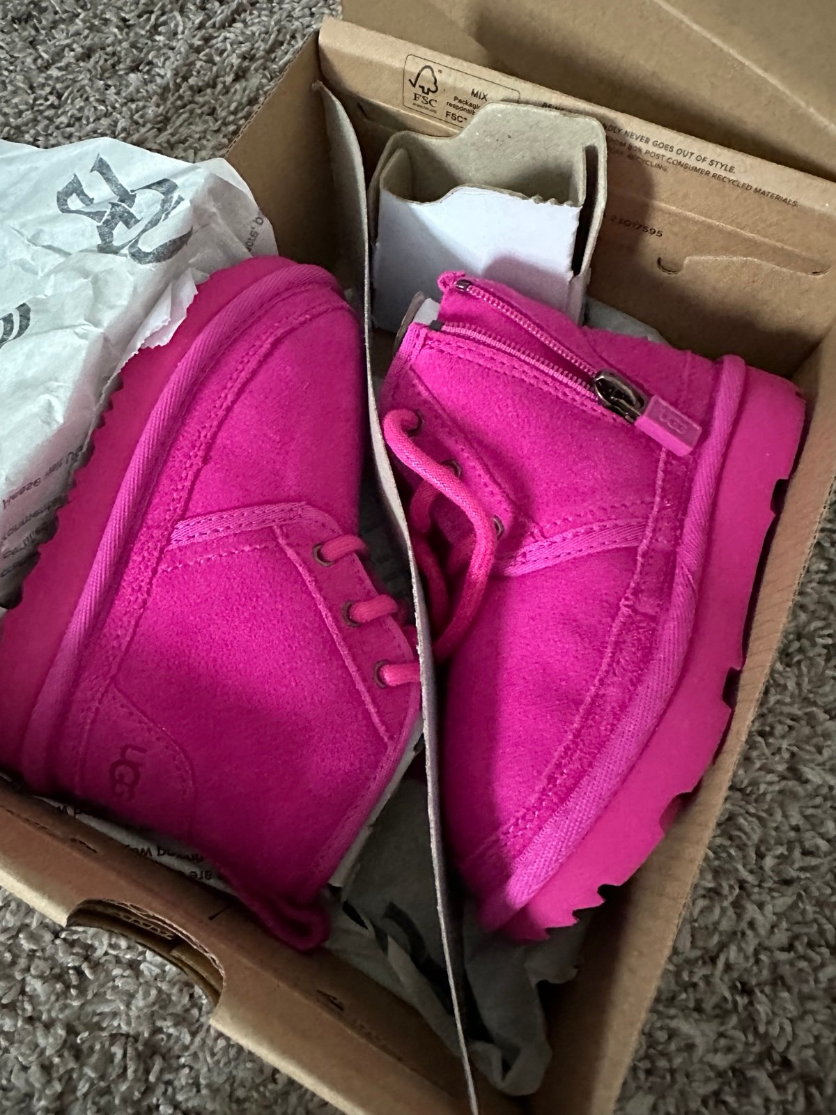 Brand New Toddler Girl Uggs- size 8