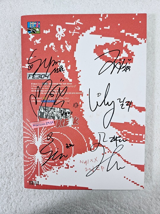 NMIXX Fe3O4: BREAK Signed Promo Album Autographed - Lily cover