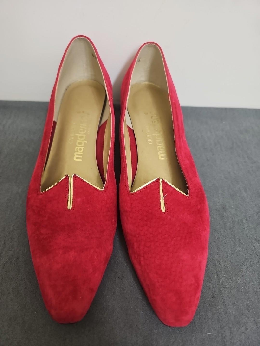 VINTAGE California Magdesians Heels Harem Style Red And Gold Suede 8.5N