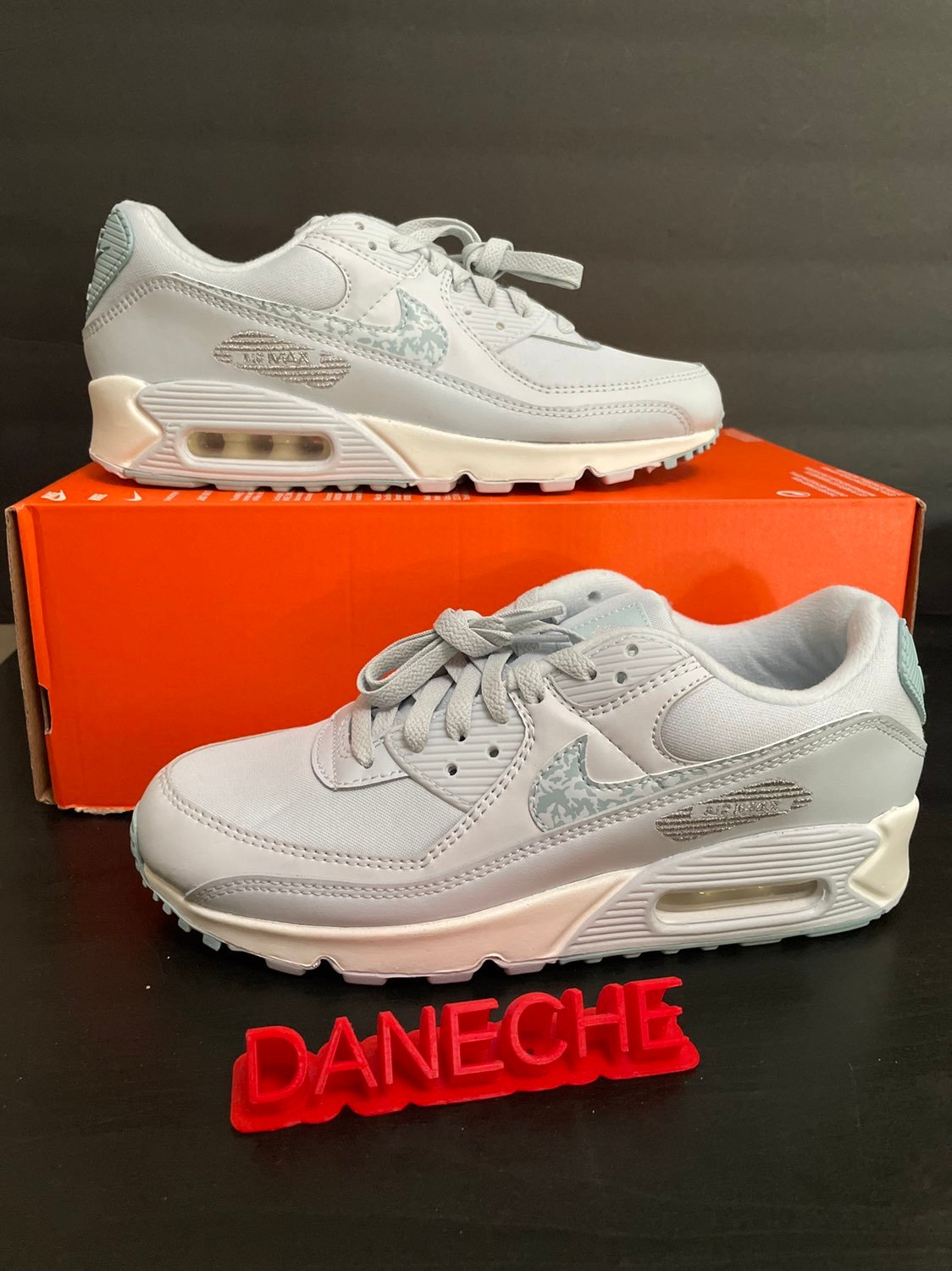 Nike Air Max 90 Blue Aura Ocean Cube DJ5415-400 Women's Size 8.5 Camo Swoosh