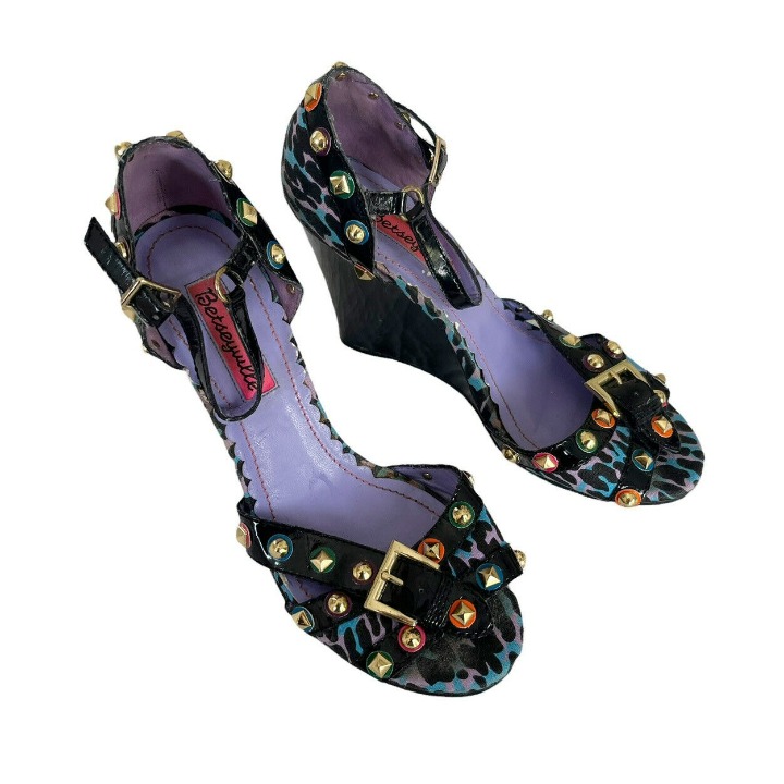 Betsey johnson wedge heels top