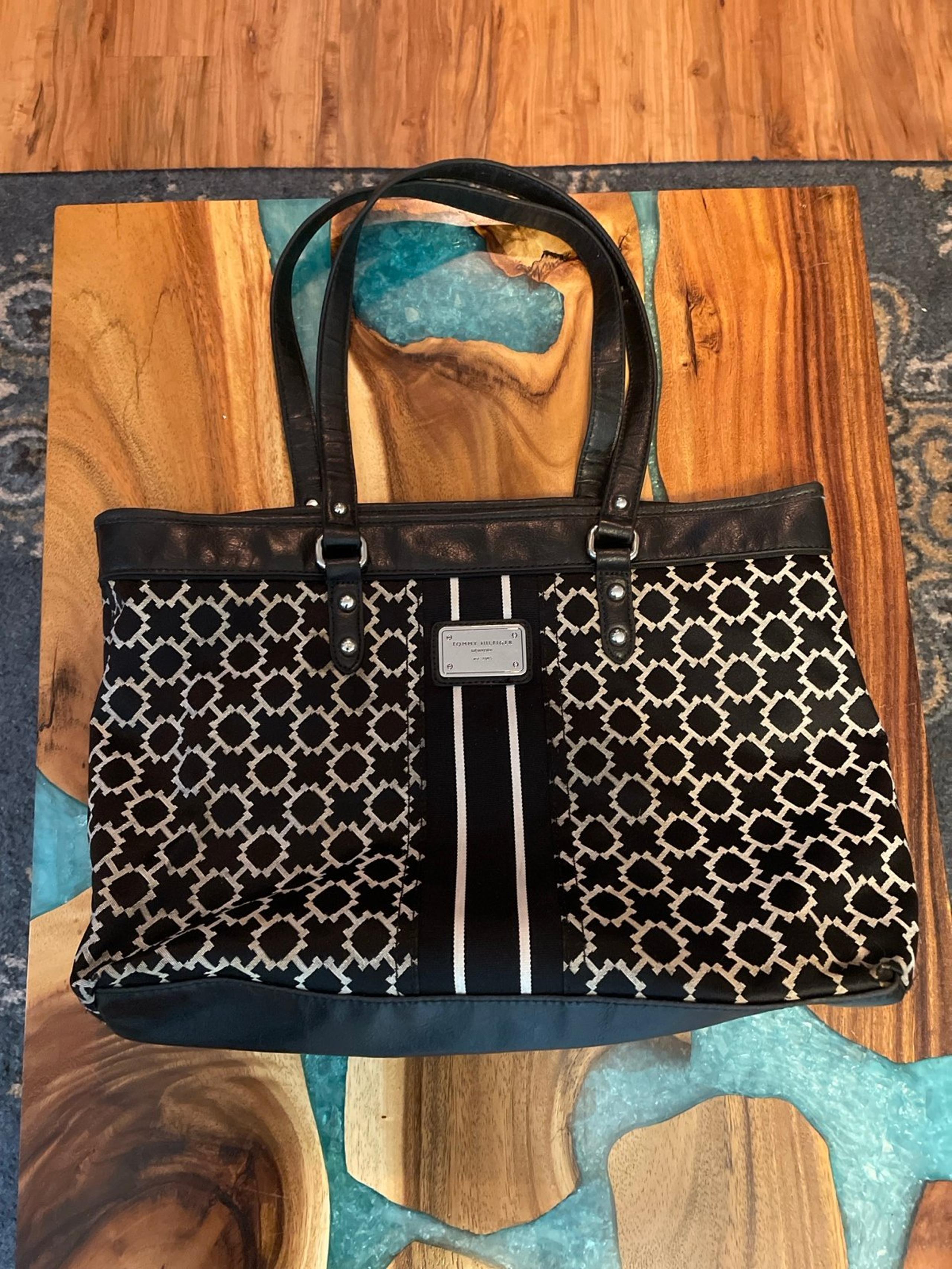 Tommy Hilfiger handbag
