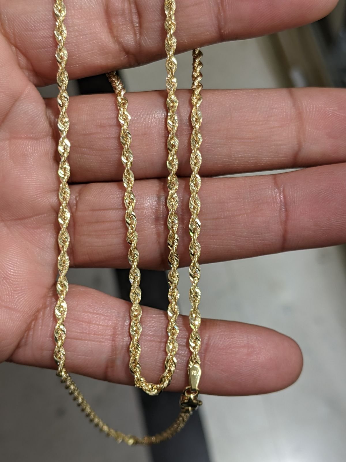 10kt Real gold rope chain 2.5 mm 22 inch