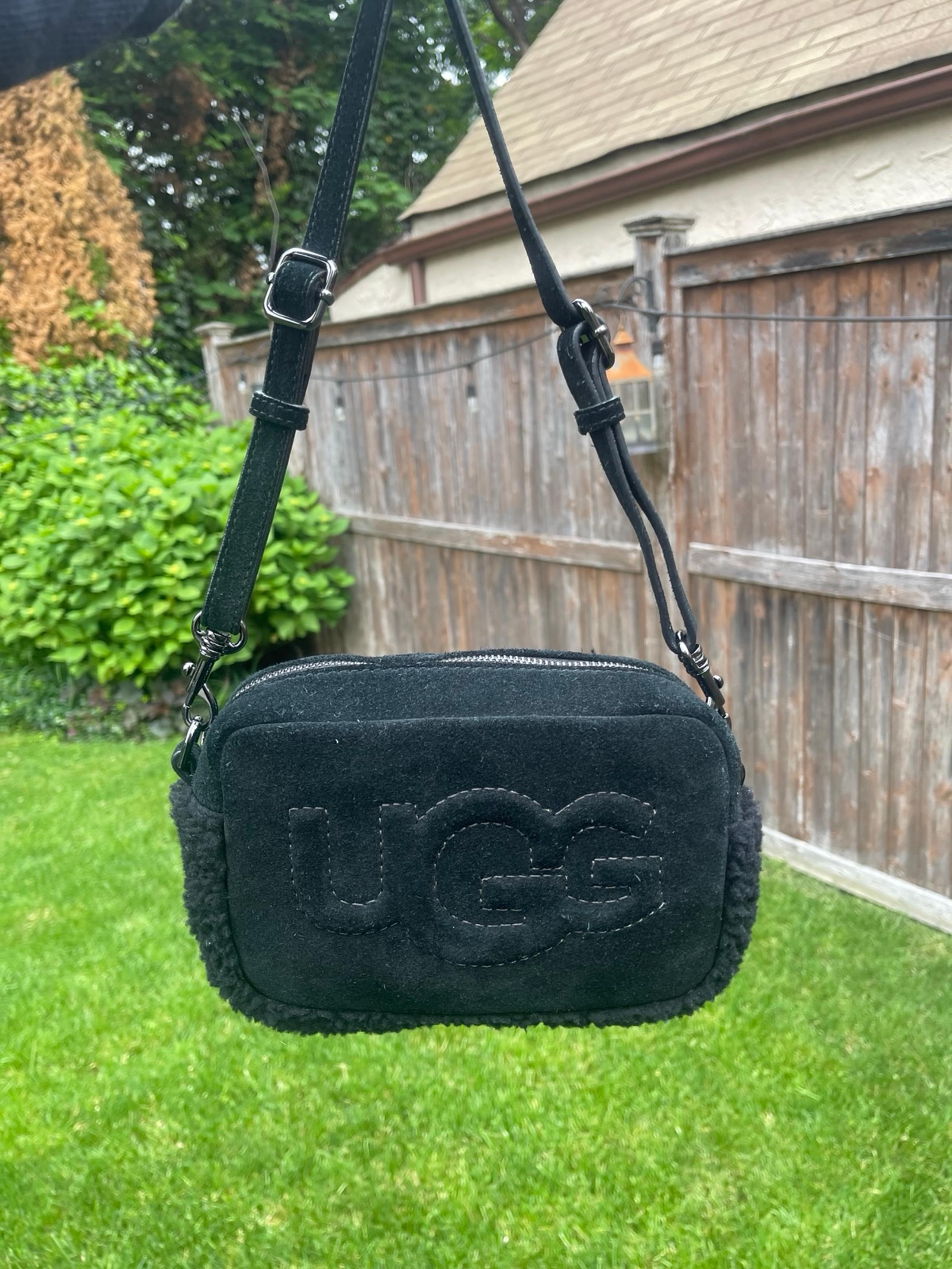 UGG Janey ll black Sheepskin Shearling Crossbody handbag