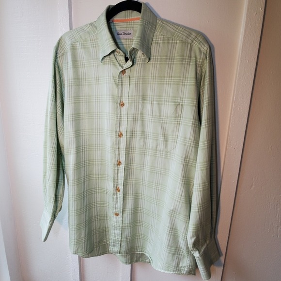 Green buttoned shirt