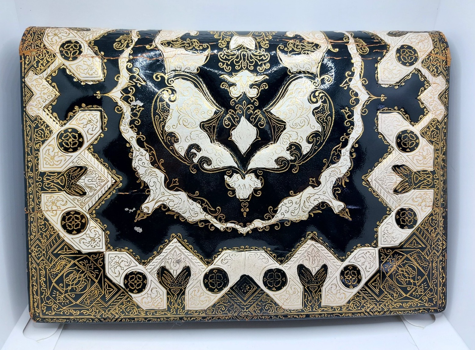 Vtg. FLORENTINE Italian Leather Ladies Clutch Purse Black Gold & Beige Embossed