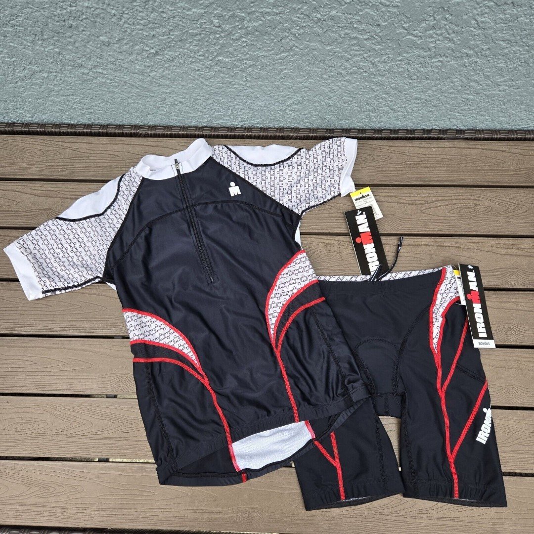 Ironman Women’s Cycling jersey and Triathlon 6 in Padded Shorts Sz XS New Marks