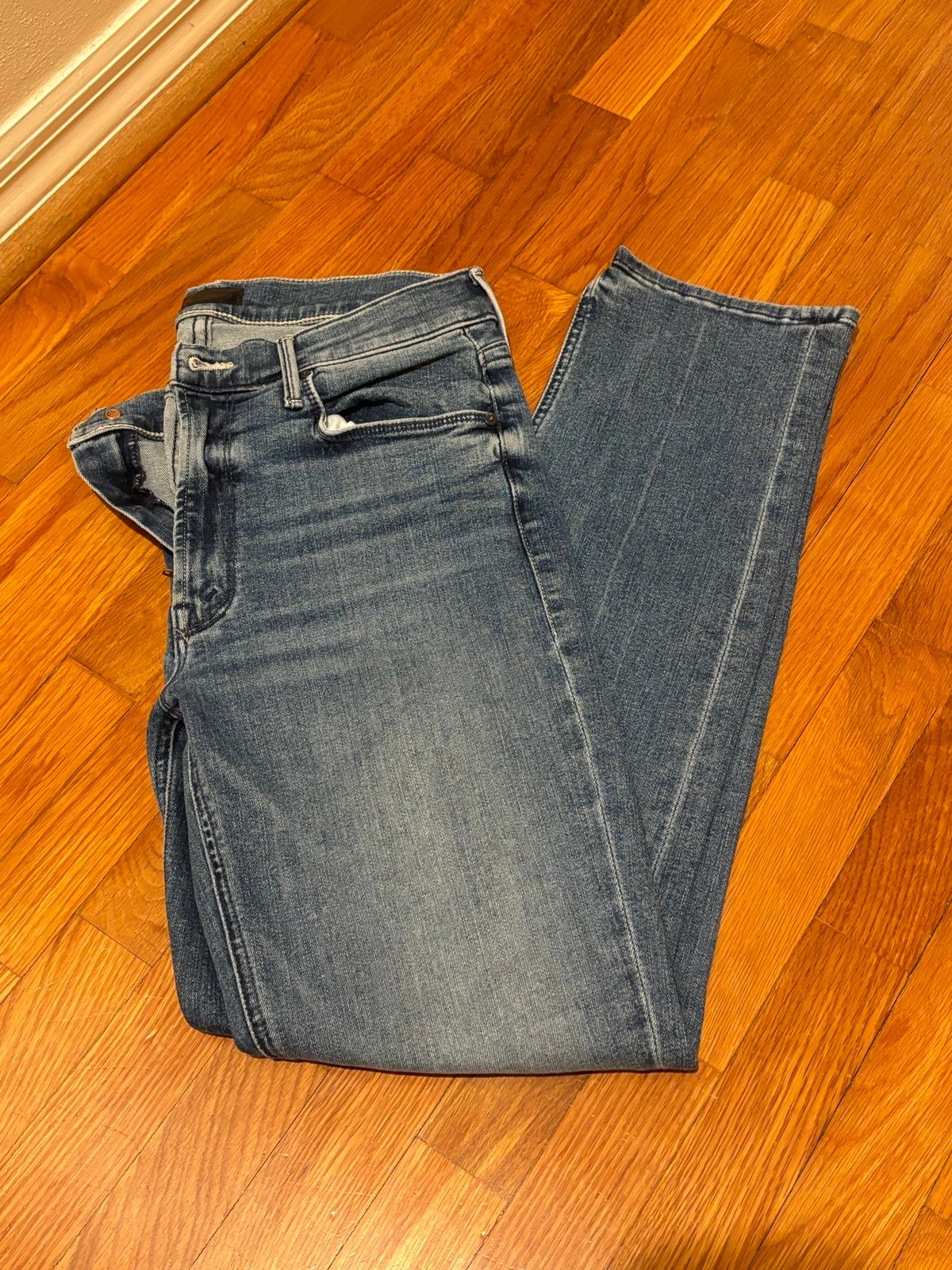Mother Denim the Mid Rise Dazzler Ankle