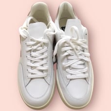 Veja V12 Womens Sneakers (Extra White / Babe)