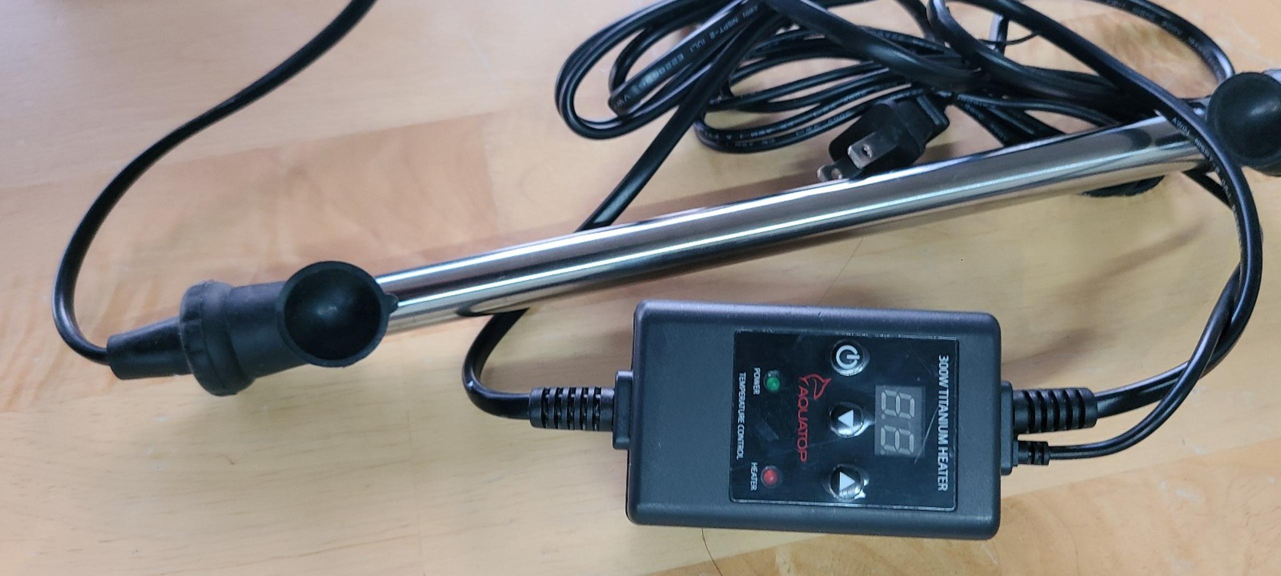 Aquatop 300W Titanium Heater with Controller - Fully Submersible For Fish Tanks