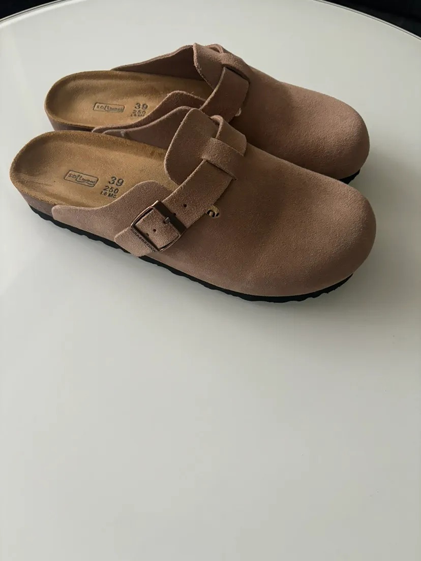 Birkenstocks w/ box
