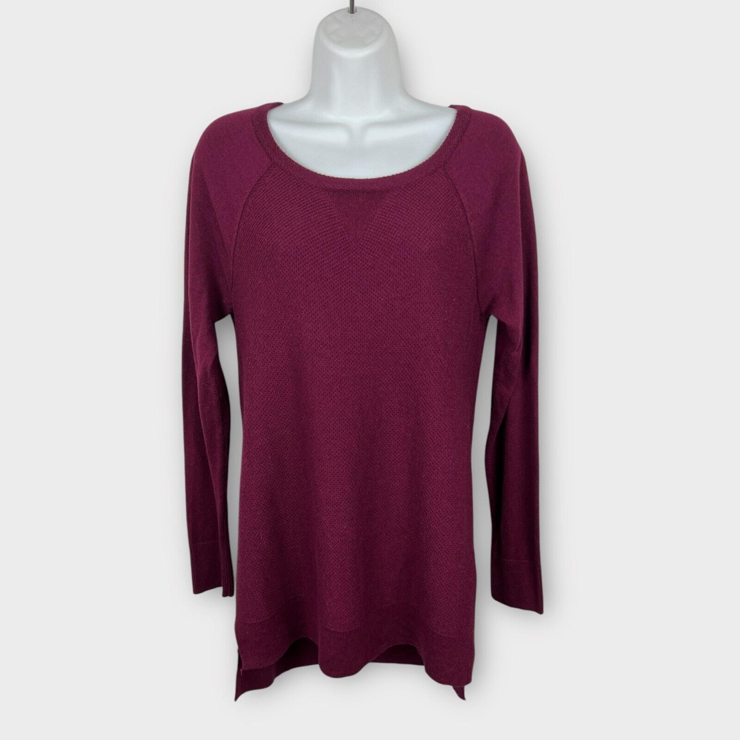 American Eagle Outfitters Women's Medium pullover sweater scoop neck burgundy