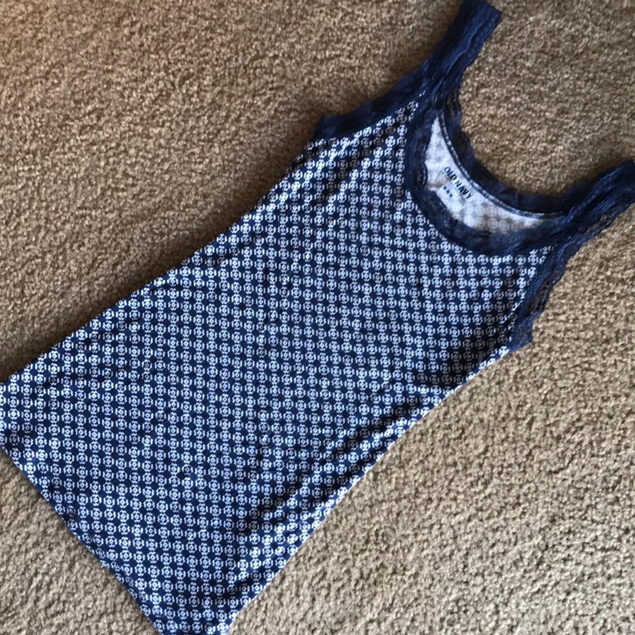 Old Navy ribbed lace tank top M