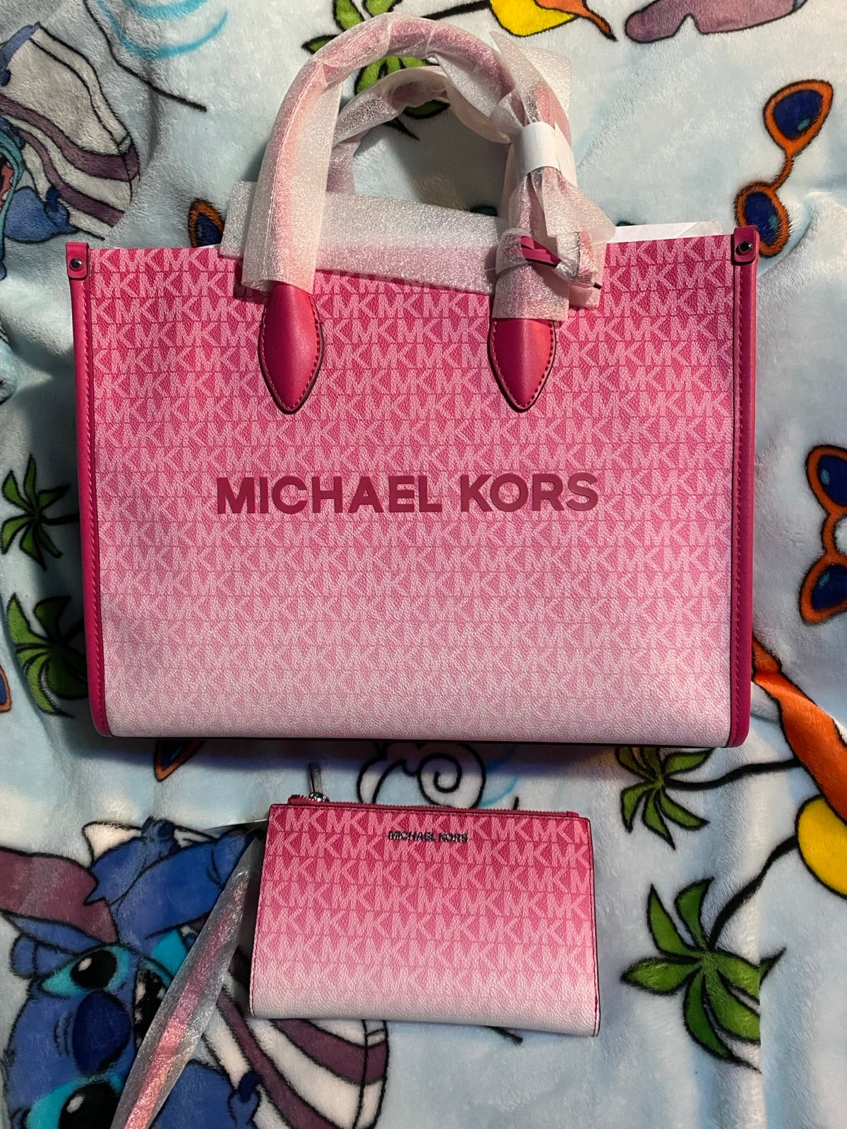 Micheal Kors tote and wallet