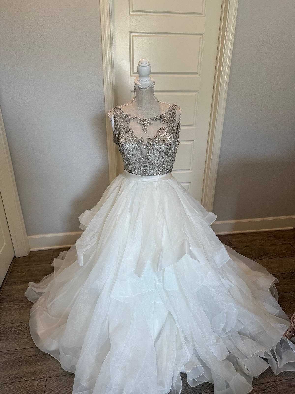 New wedding dress Allure Couture C380