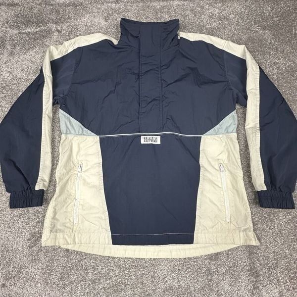 Hollister half zip windbreaker hotsell
