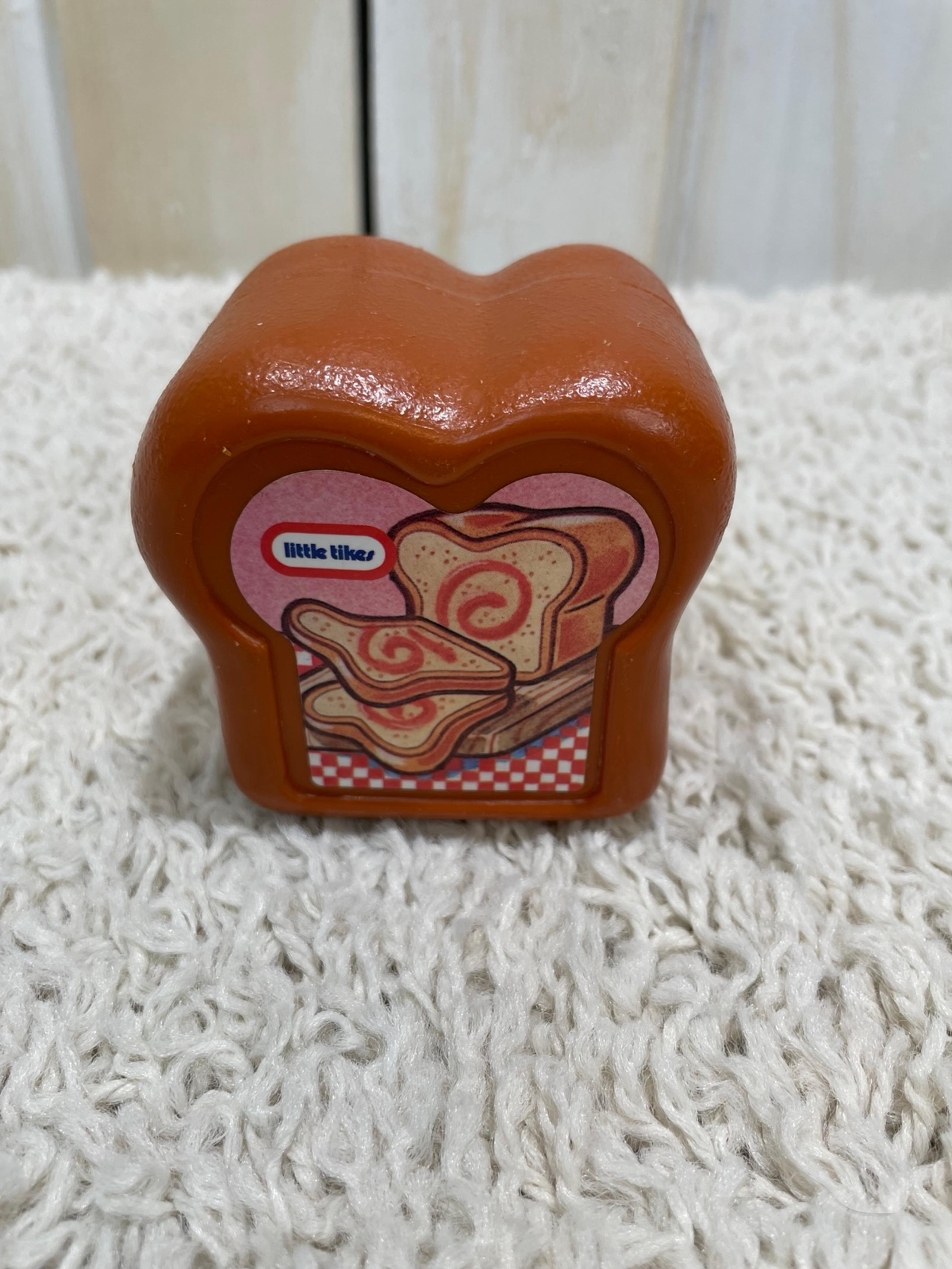 Little Tikes Loaf Brown Cinnamon Toast Bread Plastic Play food- like new