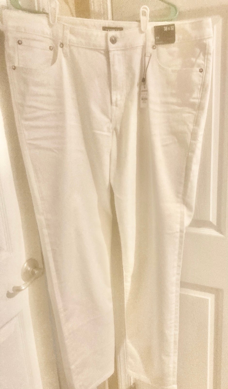 Mens Express White Atthletic Slim Style Jeans 38x32 New With Tags