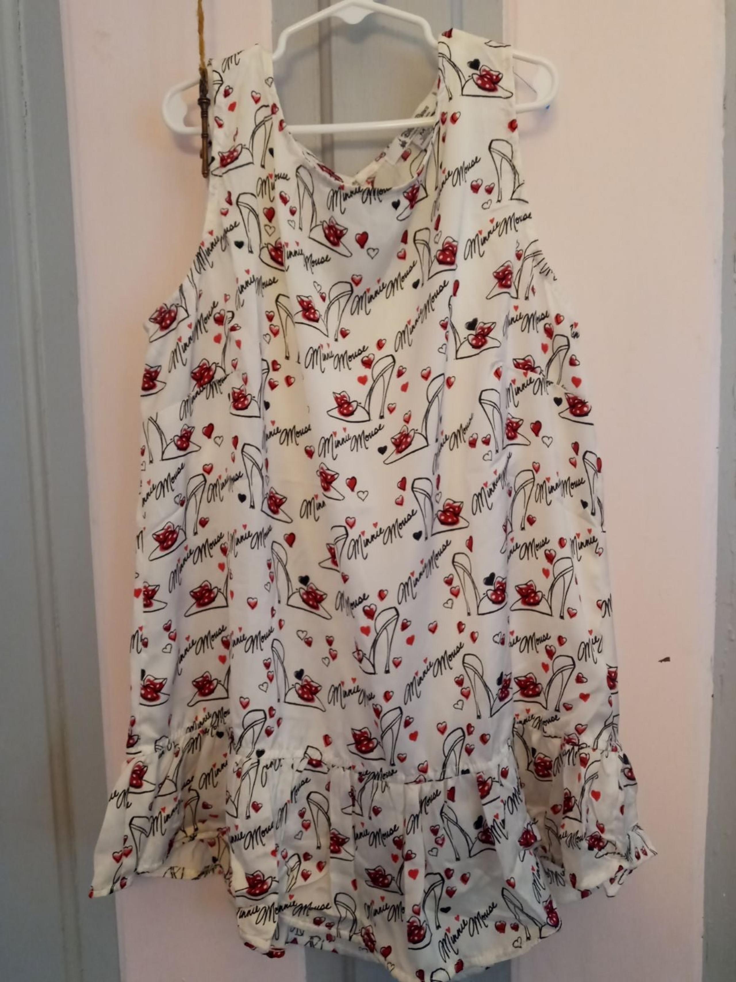 Disney Minnie Mouse blouse