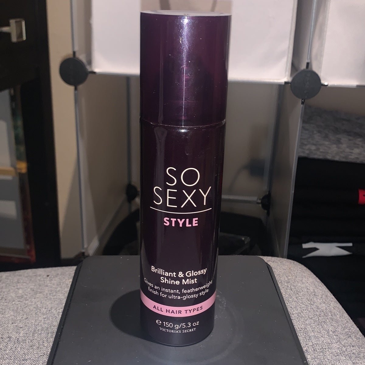 Victoria’s Secret So Sexy Style Brilliant & Glossy Shine Mist