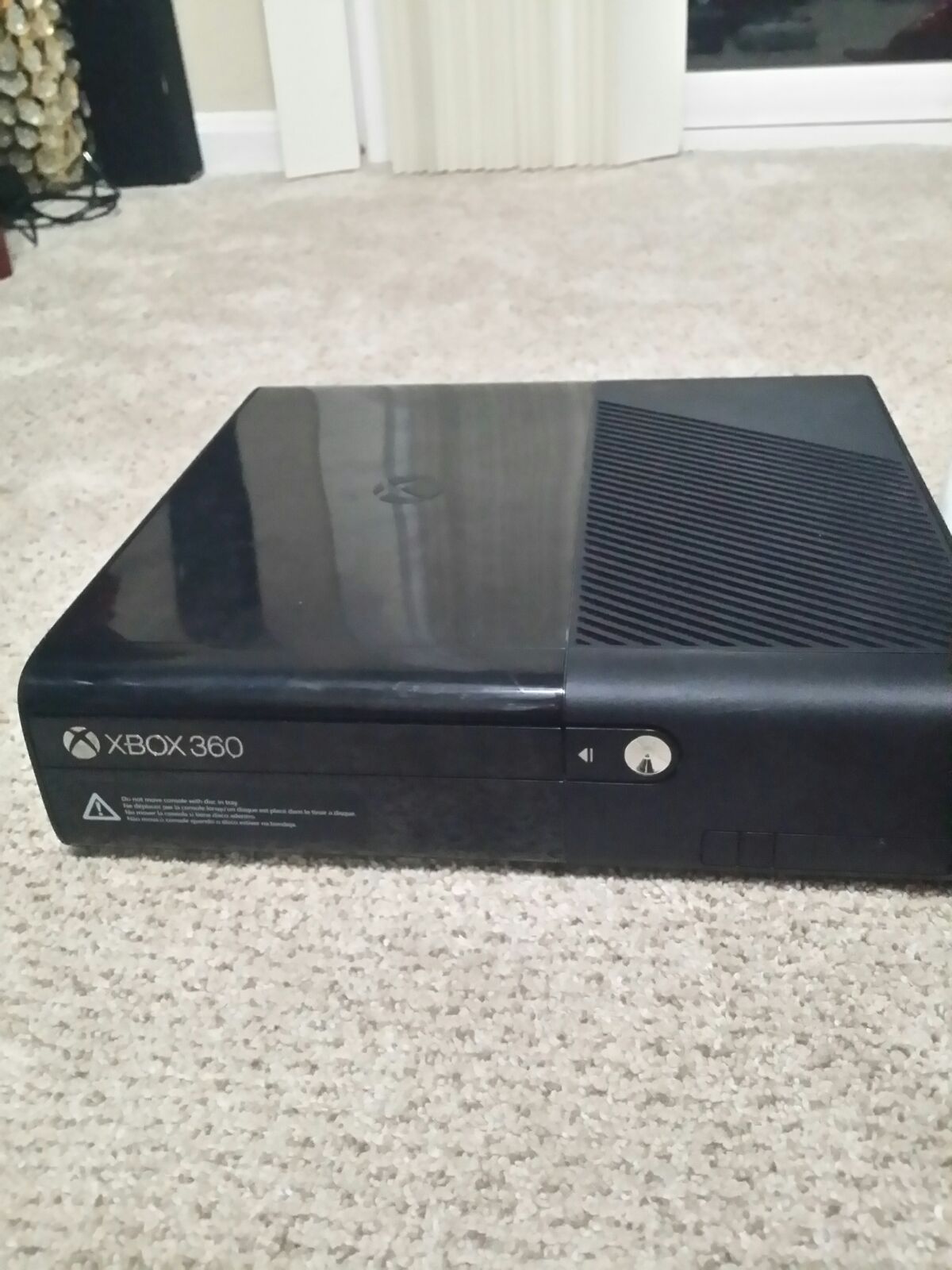 Xbox 360 Console And 3 Control