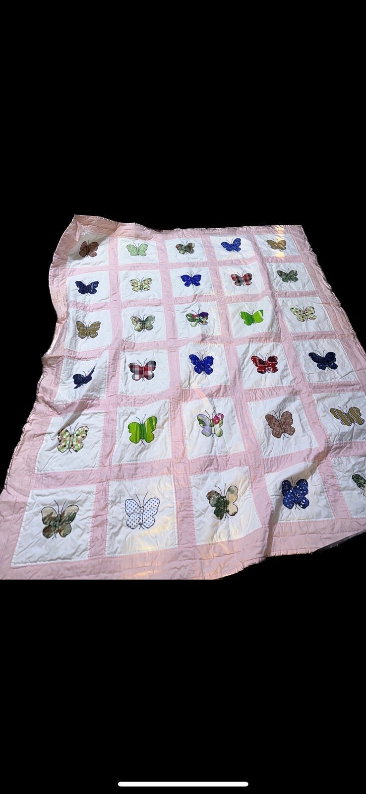 Beautiful Girls Pretty in Pink Parade of Butterflies Queen / Full Quilt 97 x 84