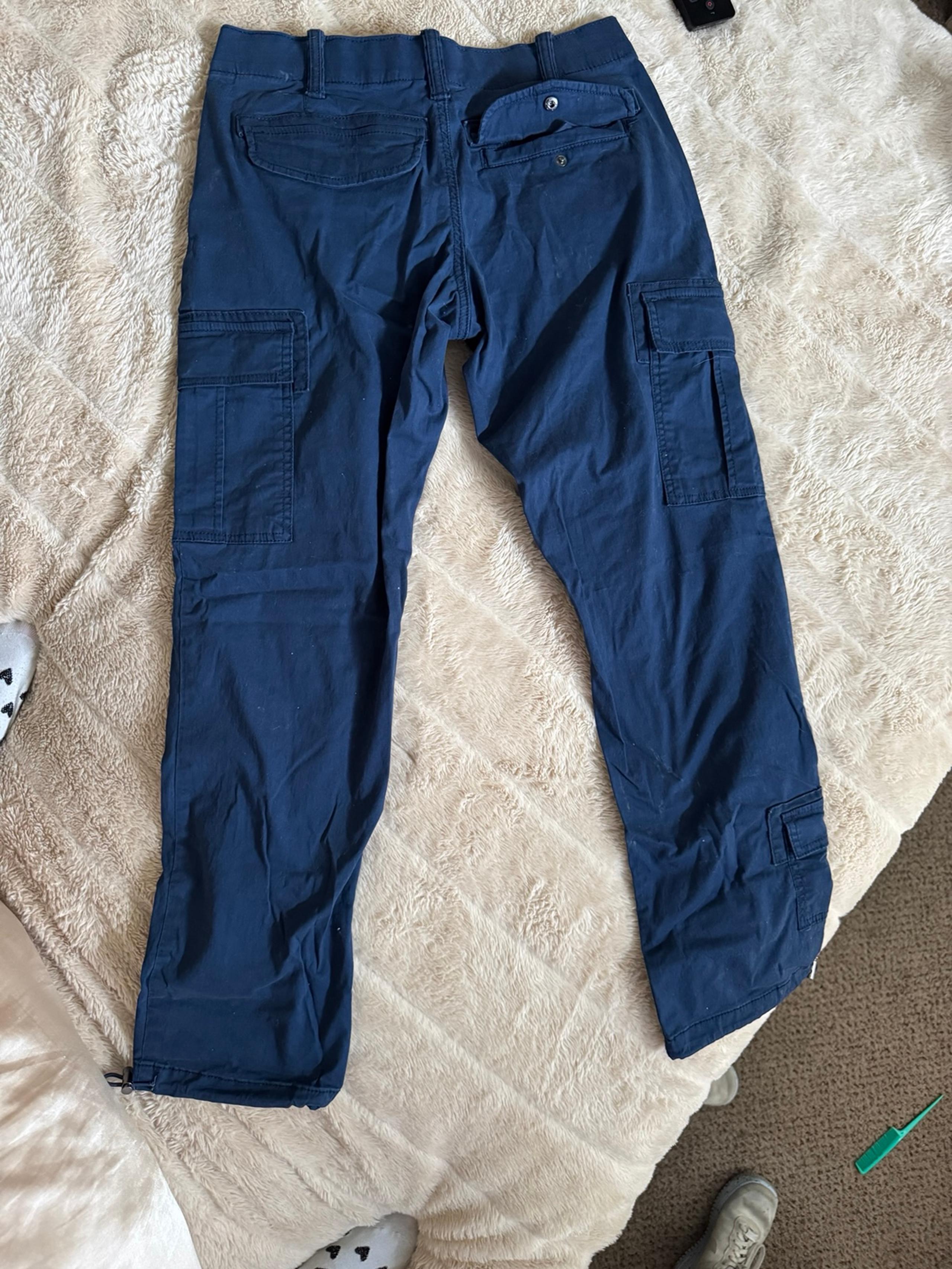 Natural reflections navy cargo Pants