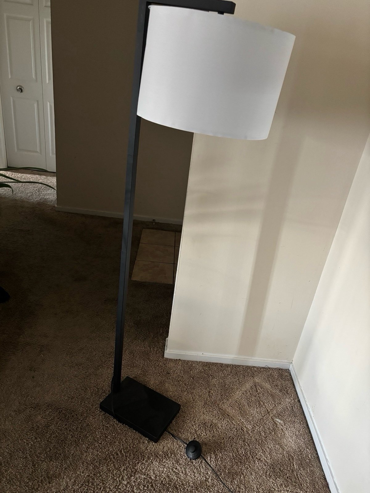 Floor lamp