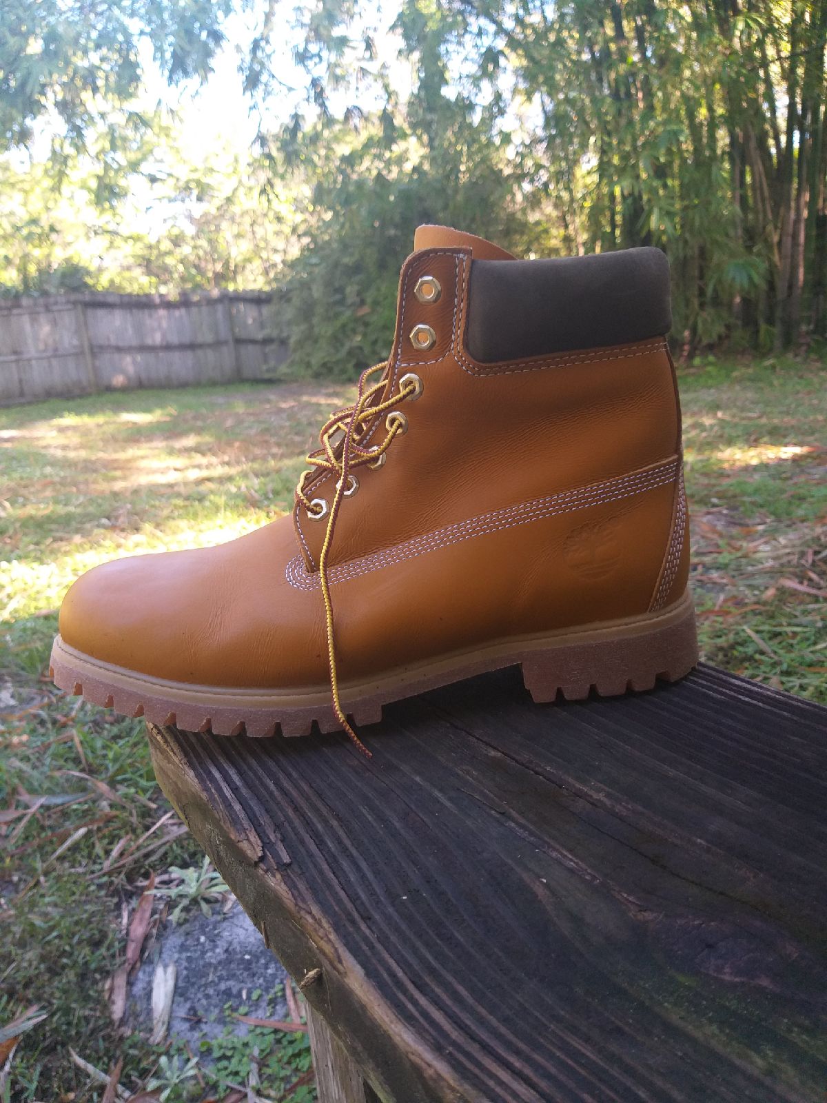 boots size 11