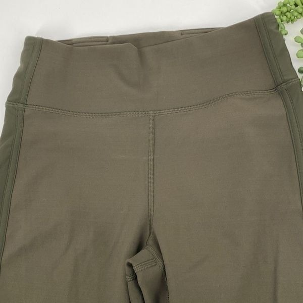 Lululemon Squad Goals Crop 17 Dark Olive size 6 - Athletic