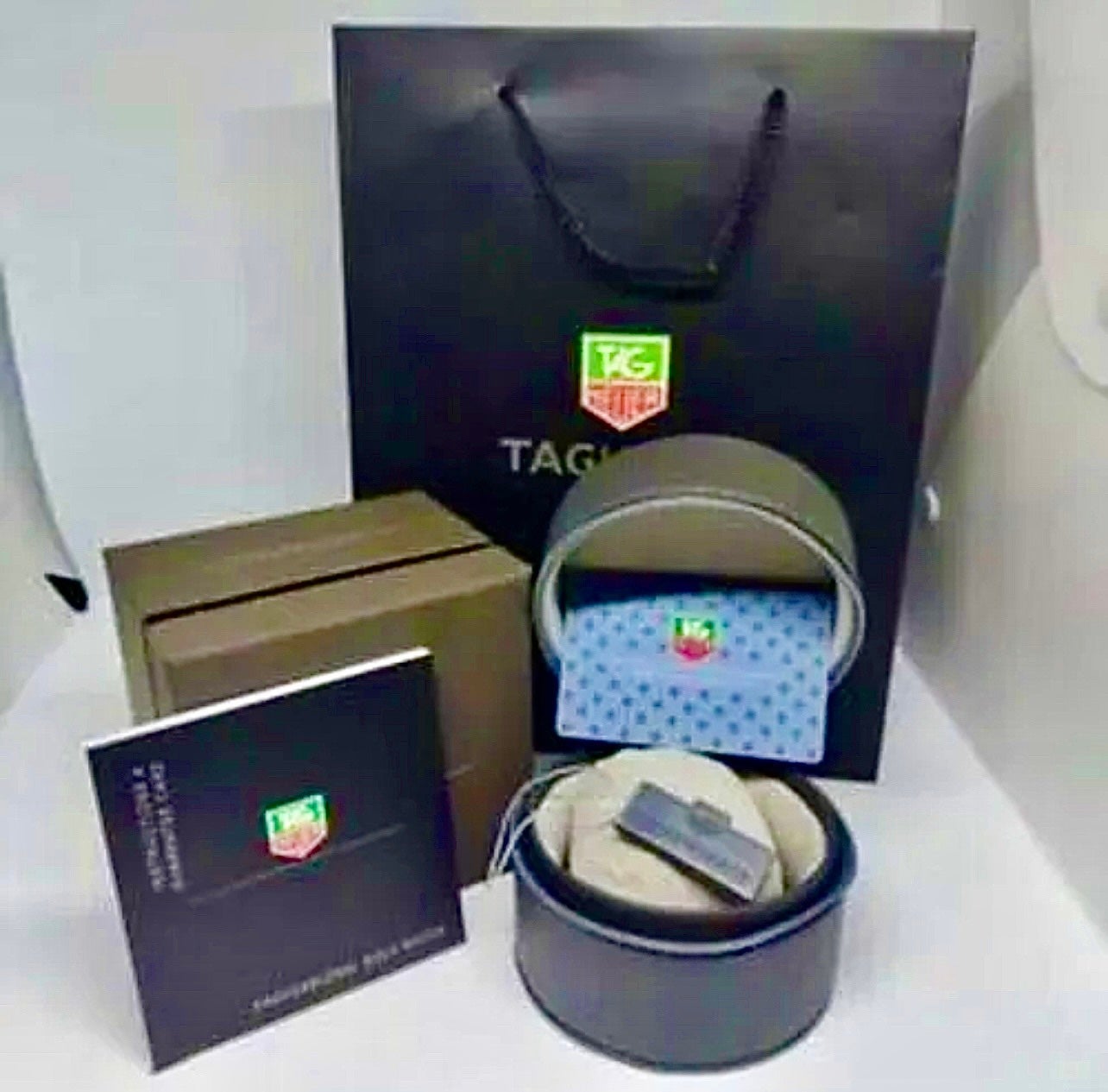 #638-B TAG Heuer Box with papers