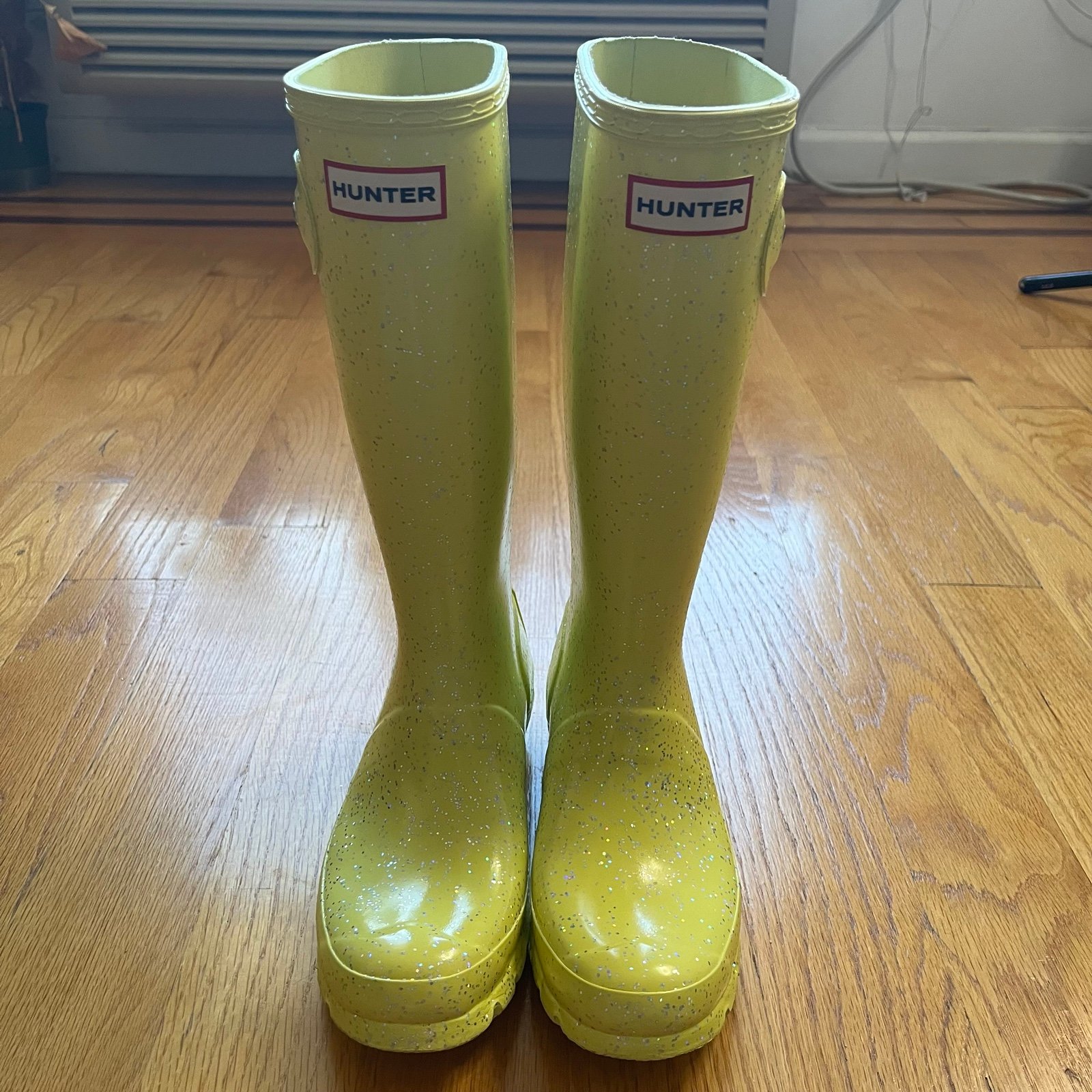 Hunter Big Kids Original Giant Yellow Glitter Wellington Rain Boots Size 5 NWOT