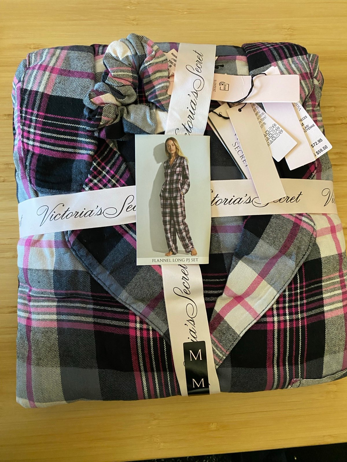 Victoria's Secret Flannel Long PJ Pajama Set Size: Medium