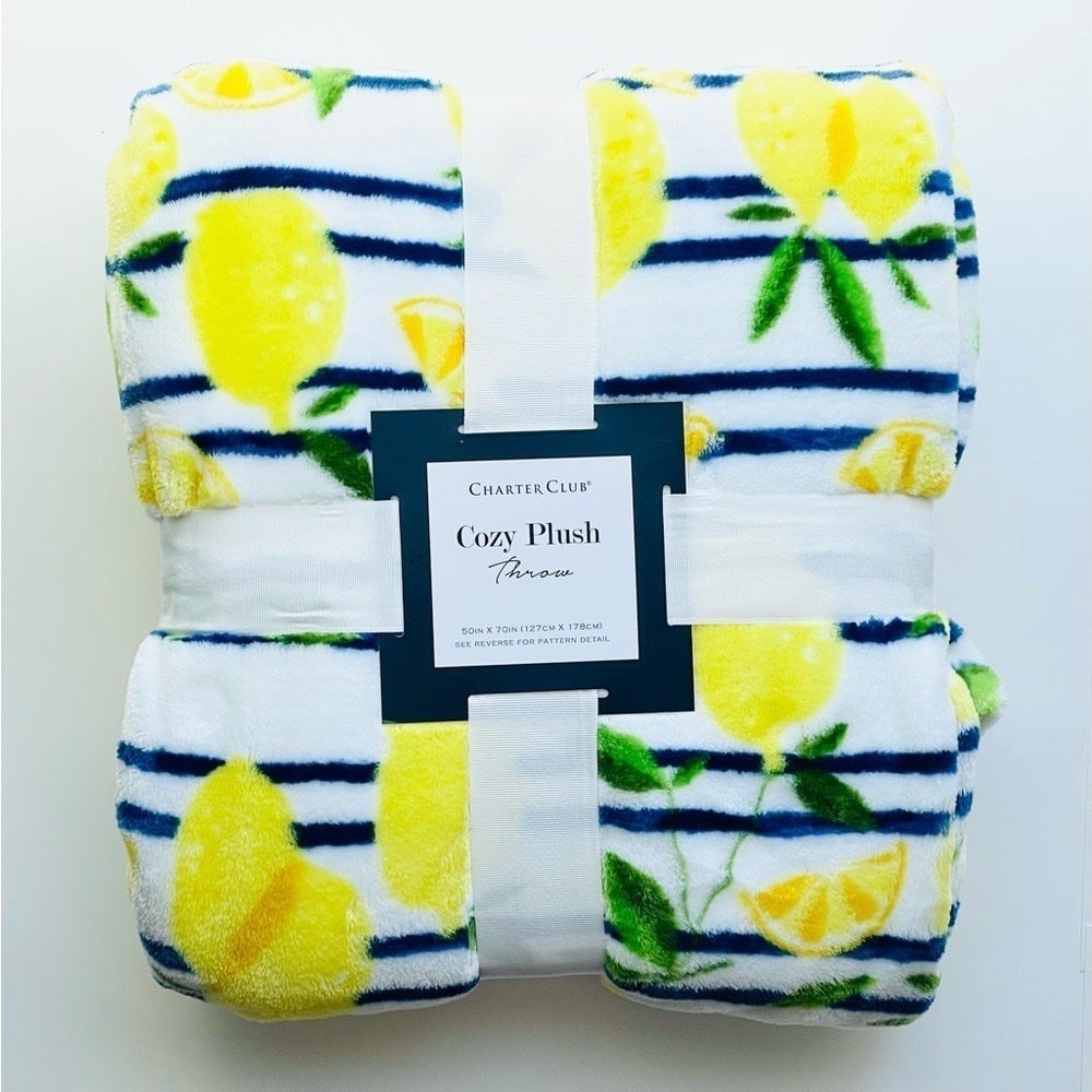 NEW CHARTER CLUB 50 X 70 LEMON FRUIT STRIPE FLEECE COZY PLUSH THROW BLANKET