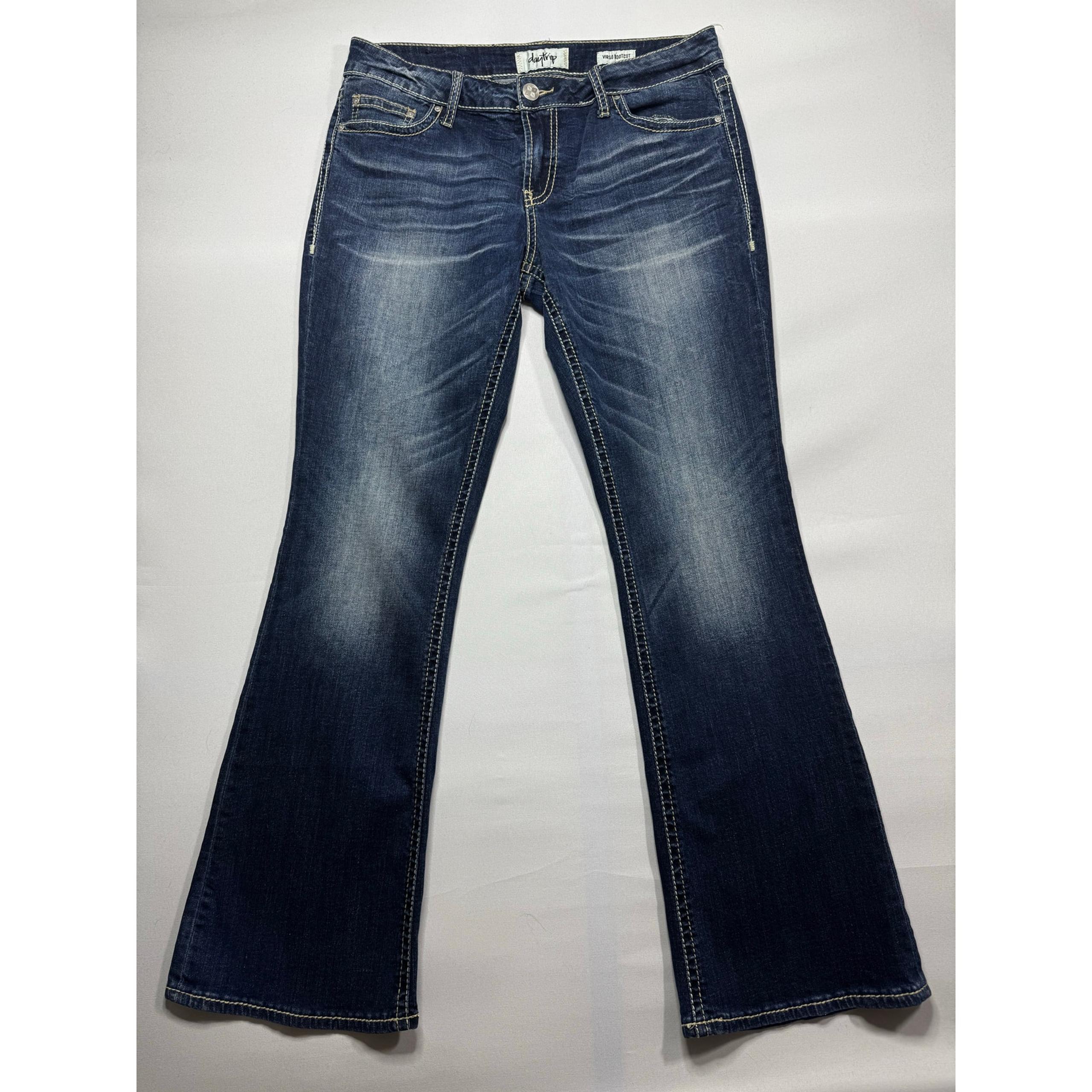 Daytrip Women's Virgo Bootcut Blue Denim Jeans - Size 30R (34x31)