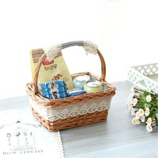 Dried Flowers, Gift Basket, Straw Basket