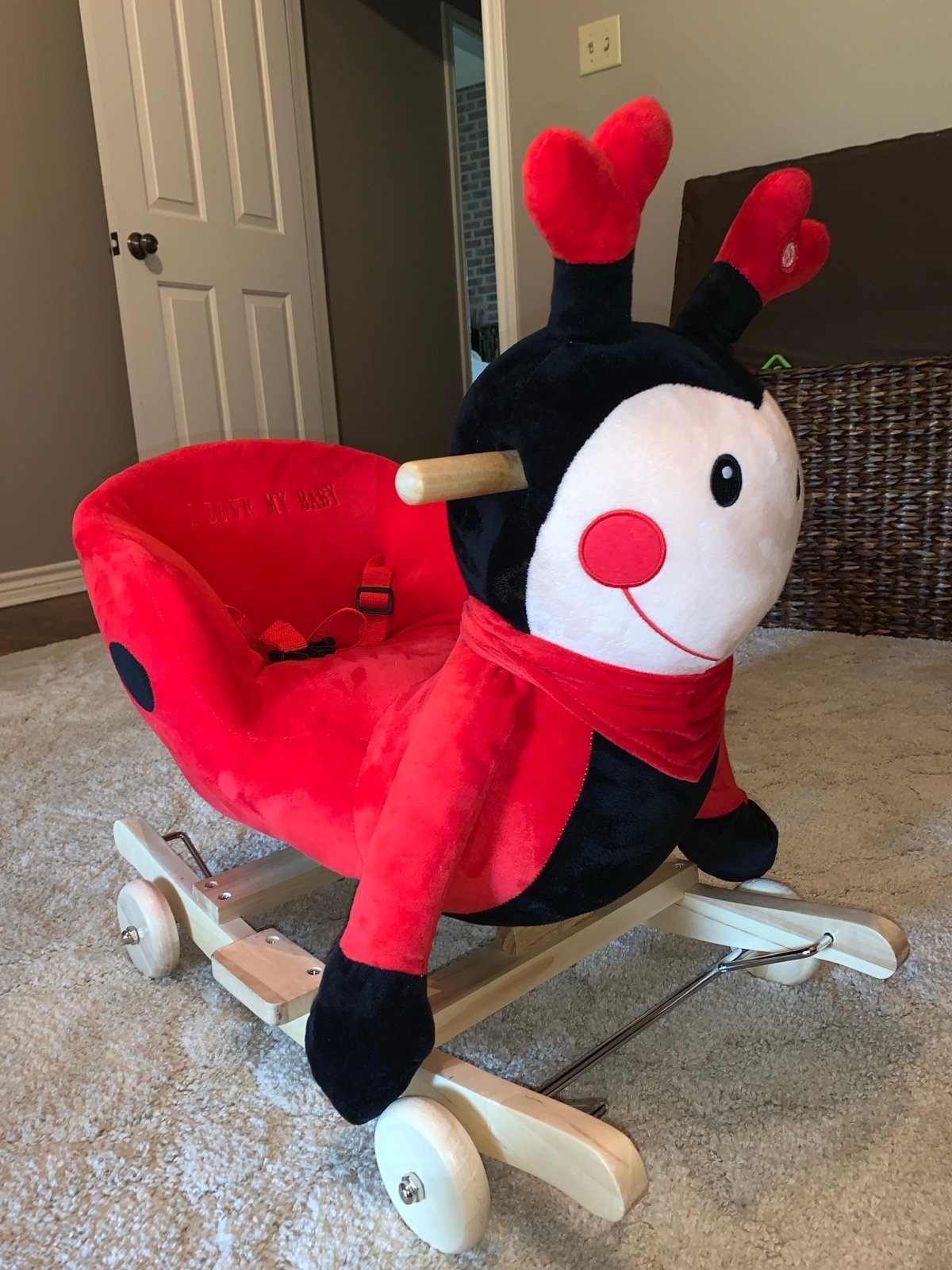 Baby ride-on/rocker