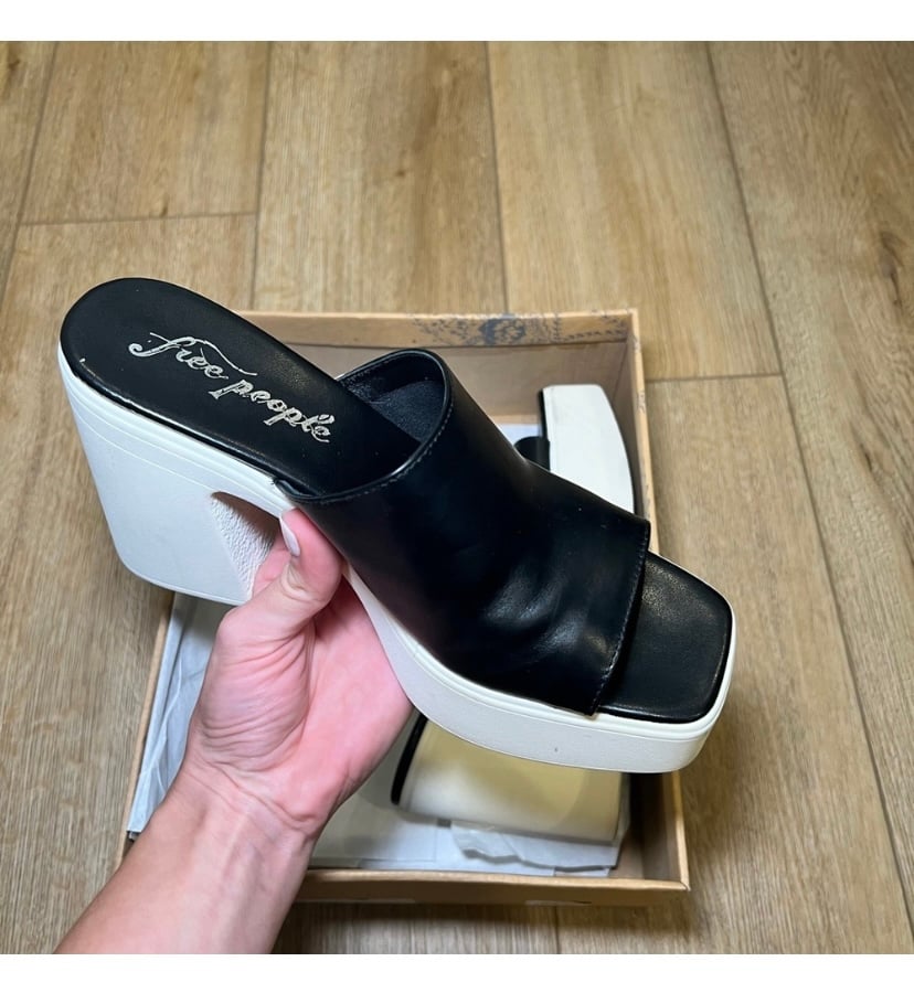 Free people Zoe platform heel