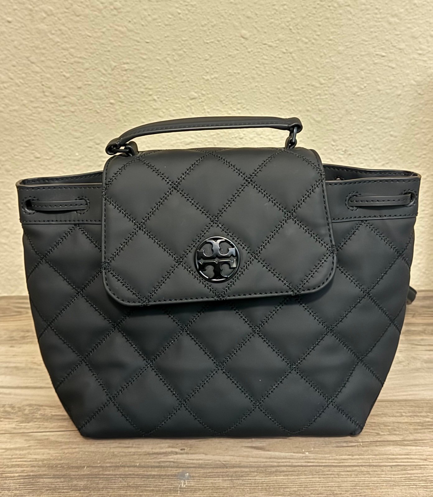 [TORY BURCH] バックパック willa matte backpack New Tory Burch Willa Matte leather Backpack Black Quilted