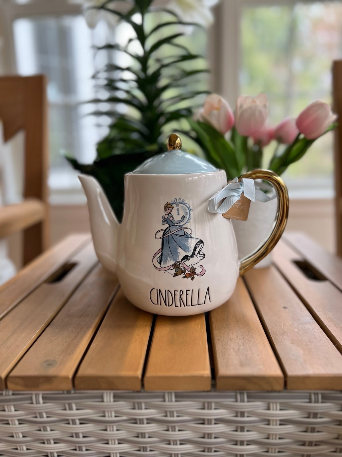 Rae Dunn Cinderella Teapot NWT