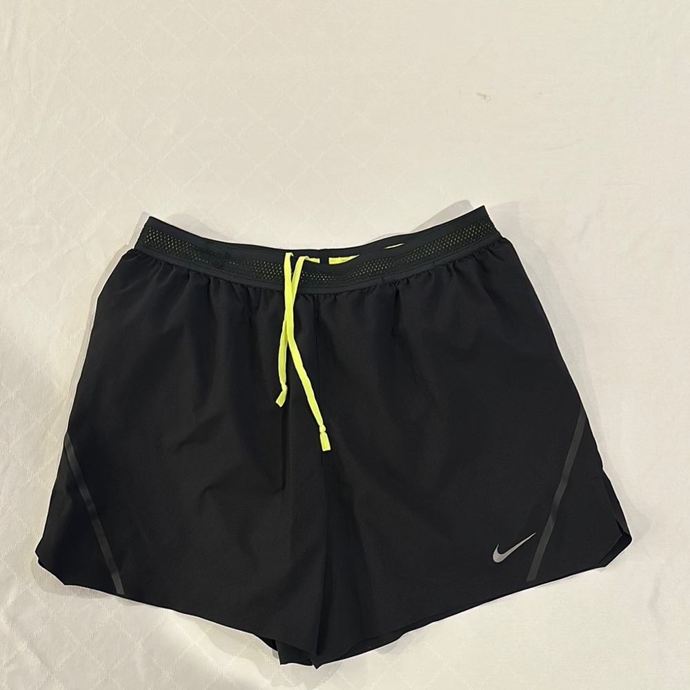 Nike Aeroswift 5 Brief Lined Running Shorts Black Volt 717881-010 Men's XL EUC