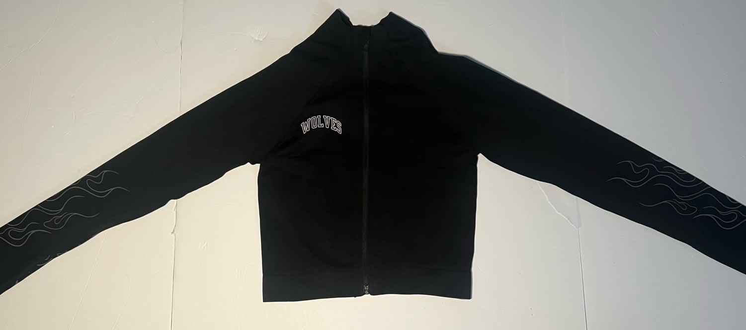 DARC SPORT SHE OUR FIRE YASMIN EVERSON ZIP LS IN BLACK SMALL